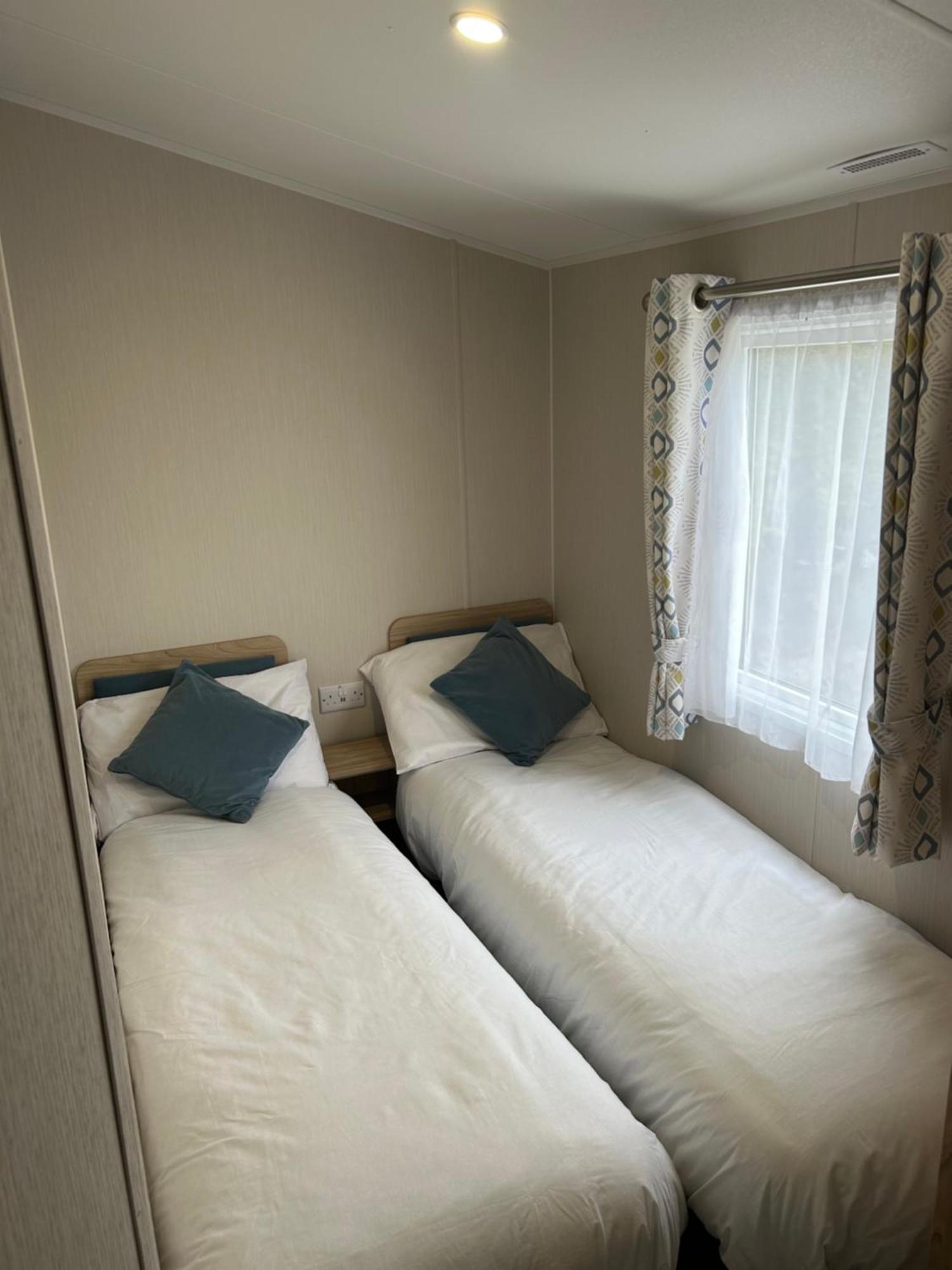 Secluded Spot On Southview 8 Berth Apartment Скегнес Екстериор снимка